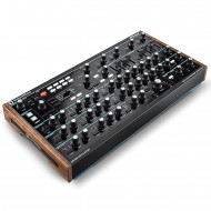 Novation Peak Polifonik Desktop Synthesizer