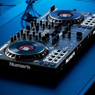 Numark Mixtrack NS4FX Dj Kontroller